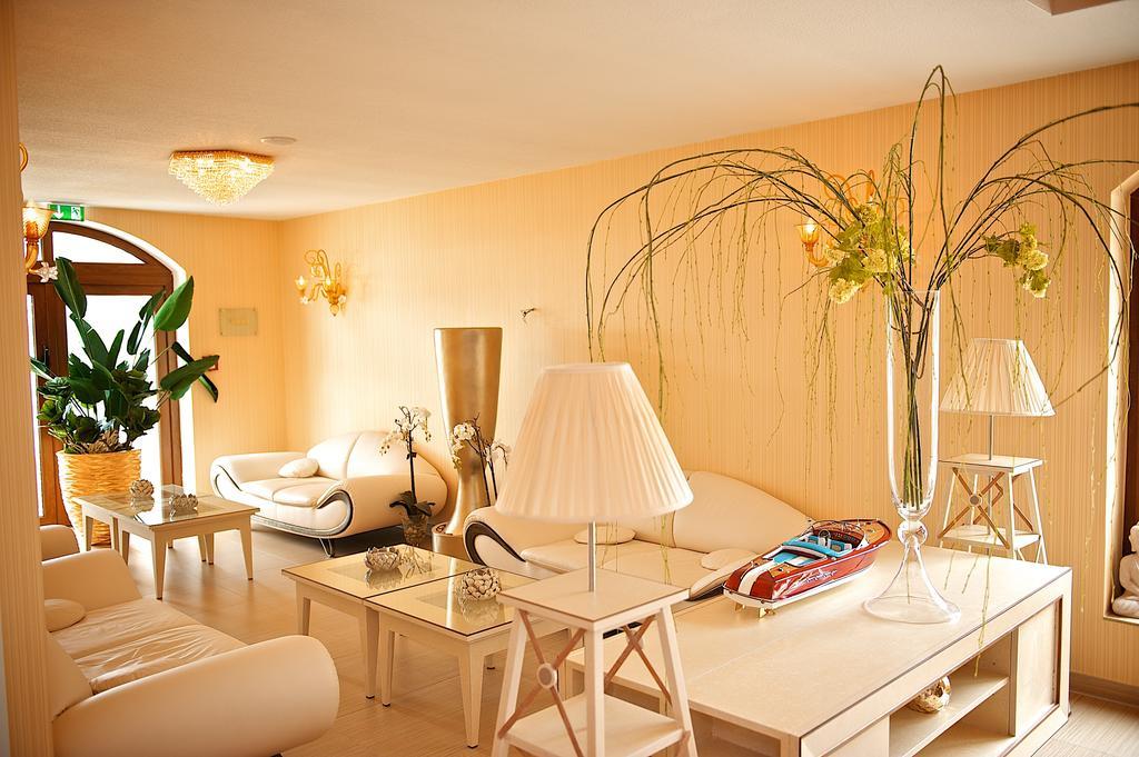 Panorama Seeresort & Spa Warnitz Eksteriør billede